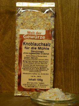 Knoblauchsalz für die Mühle
